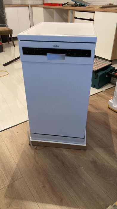 Продавам съдомиялна