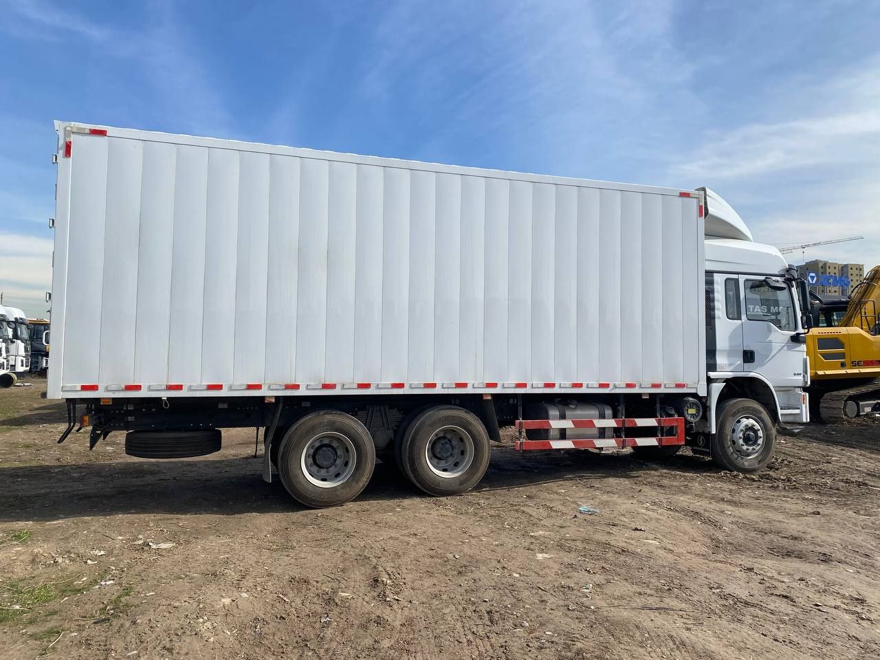 Shacman L3000 Автофургон 7.5м 9м 2та спальня сотувда бор