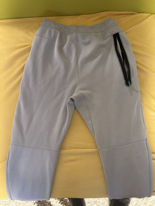 Мъжки долнища Nike Tech и Adidas