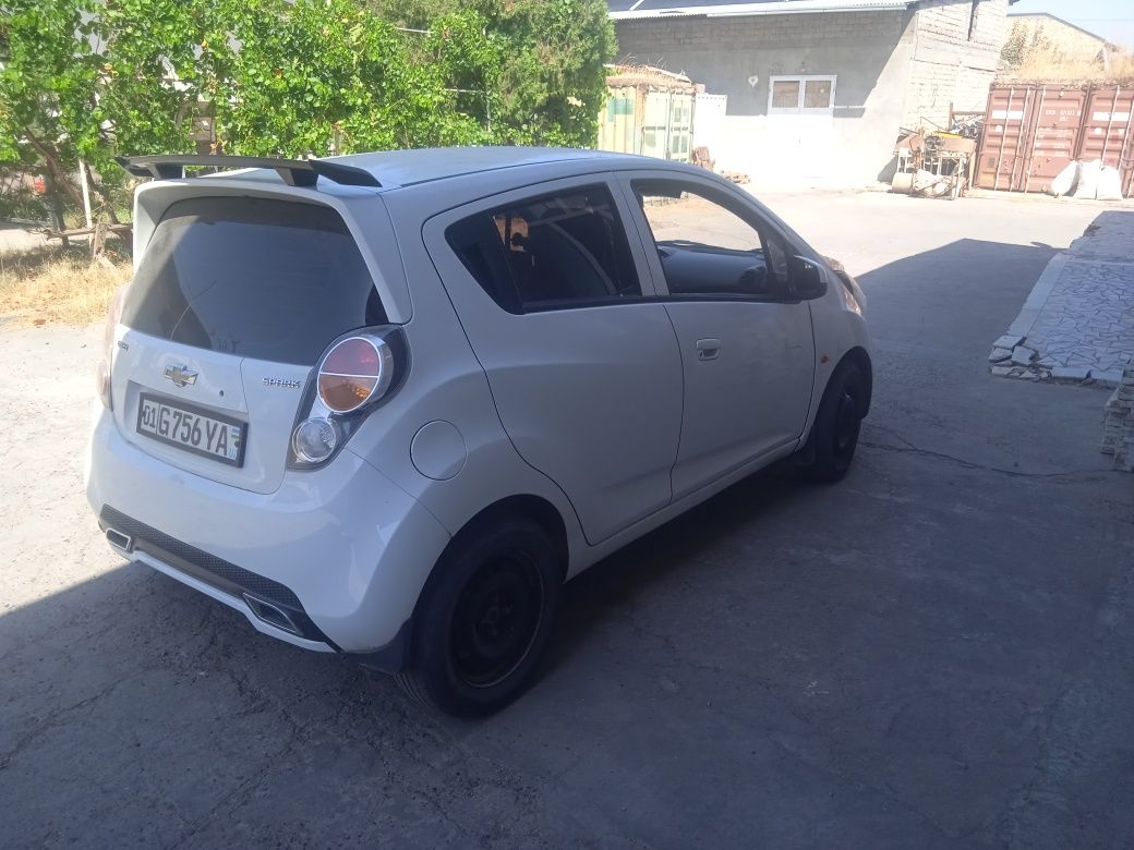 Spark arenda srochna bowiga 1000$