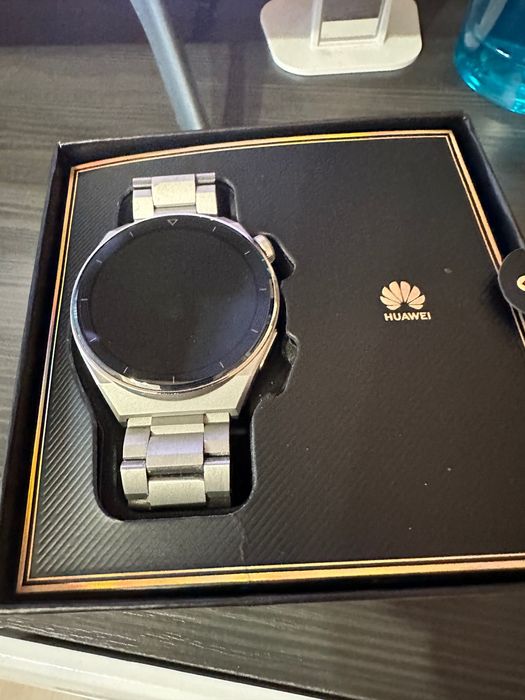 Часовник HUAWEI GT 3 Pro