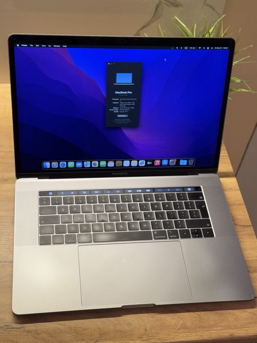 MacBook Pro 15" 2018 16GB/ 512SSD / i7  A1990