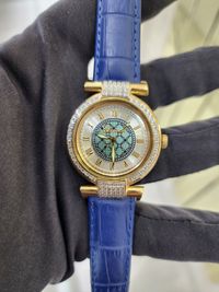 Продам Женские золотые часы Шопард Империал.
