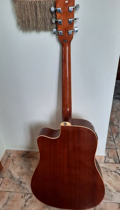 Chitară electro acustică Harley Benton