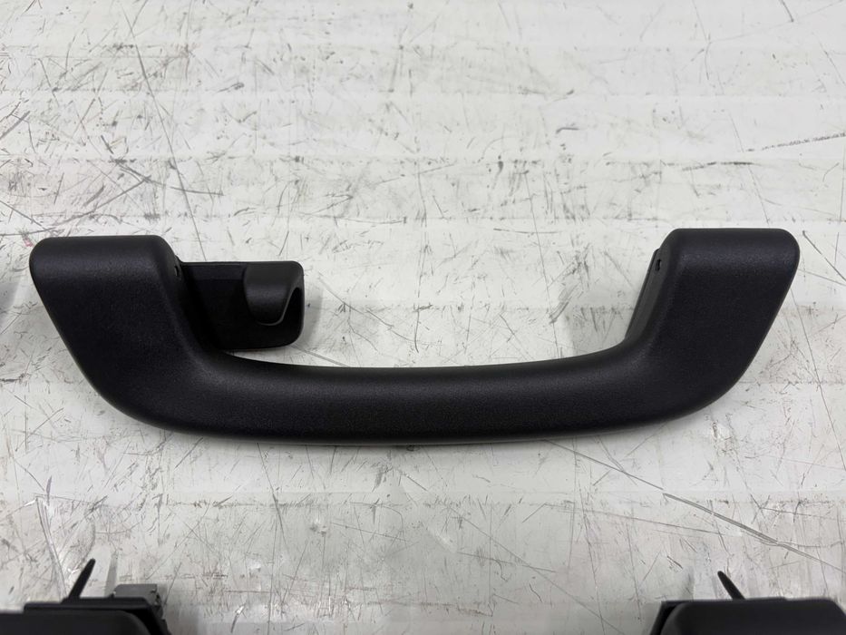 Комплект черни интериорни дръжки таван БМВ Ф и Г серия