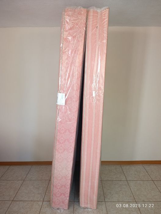 Два еднолицеви матрака 185/85