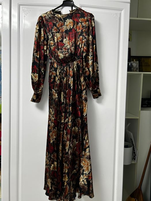 Длинные платья на выход