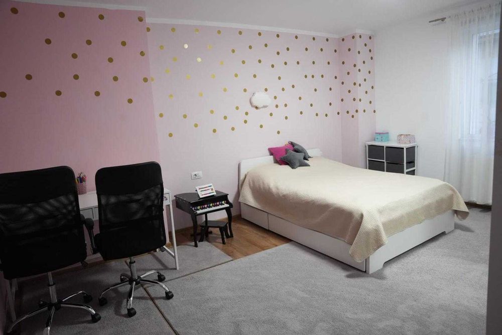 Apartament 3 camere, 78 mp, etaj 1/3, zonă Grigore Bălan/Avram Iancu