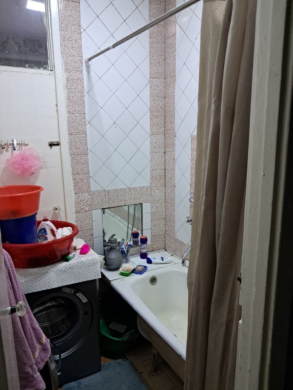 Продается на чиланзаре квартира 1/2/4