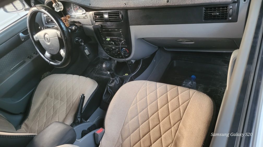 Lasetti Daewoo motor 2 obyom yili 2005 polni radnoy