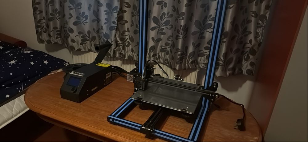 Imprimanta 3D Creality Cr10S Folosita foarte putin!