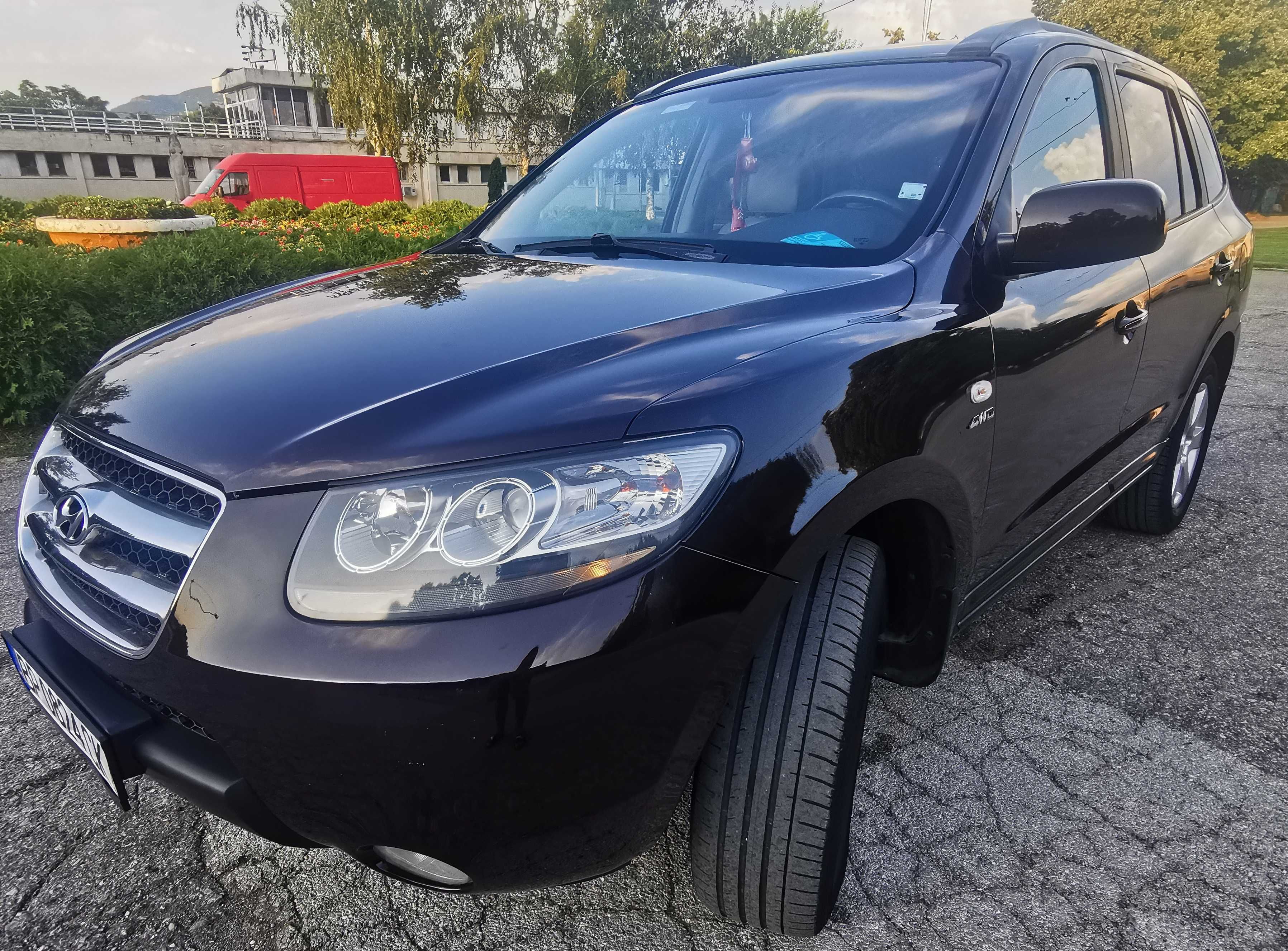 Продавам Hyundai Santa Fe