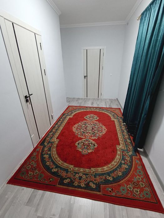 Квартира ижарага берилади. 60 кв метр, Барча шароитлари бор.
