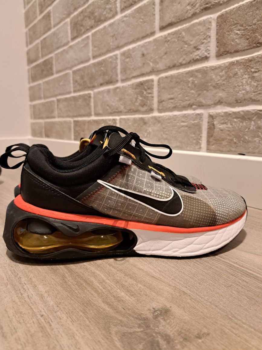 Маратонки Nike Air Max 2021