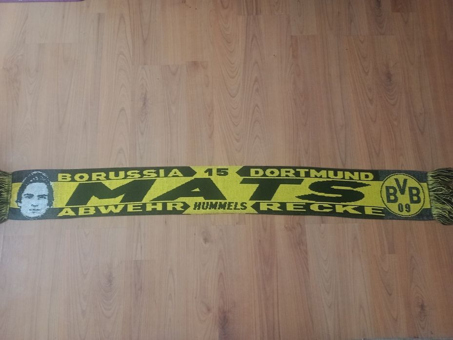 Vând/Schimb Fular BVB Dortmund Mats Hummels de colecție