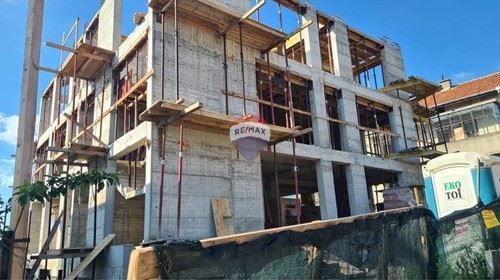 Продава се Двустаен апартамент в Варна, Виница - 64 кв.м за 1402 €/кв.м - Снимка #1