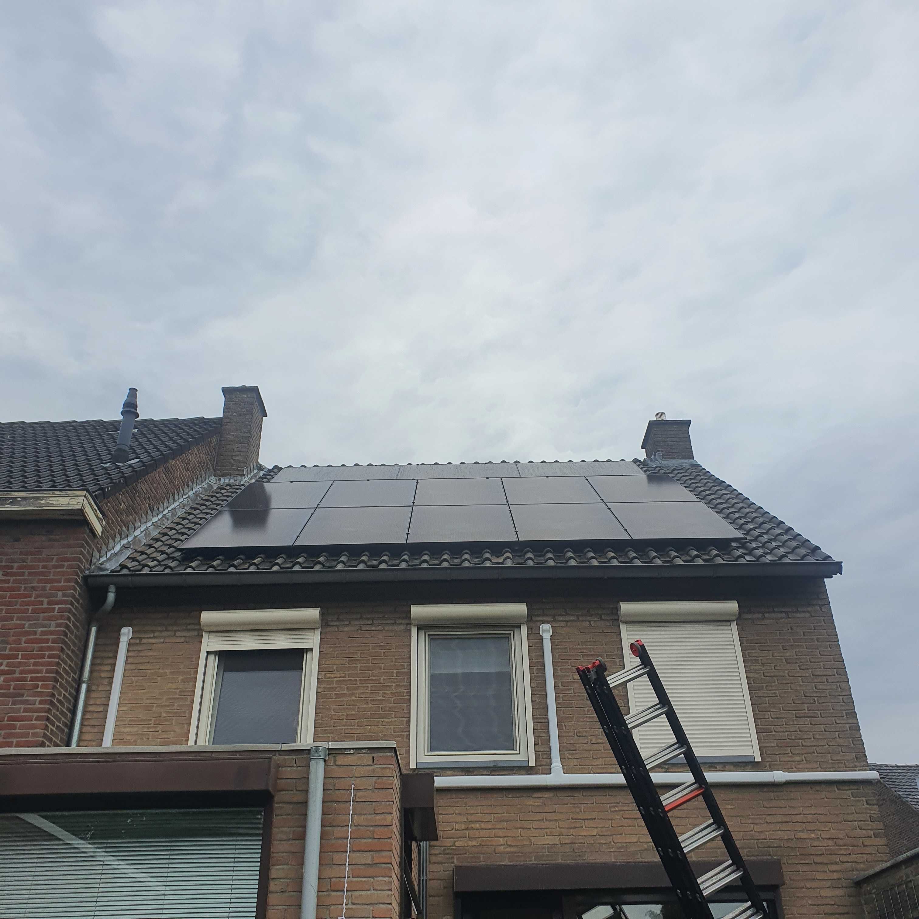 Instalator Camere de Supraveghere , Panouri Fotovoltaice!