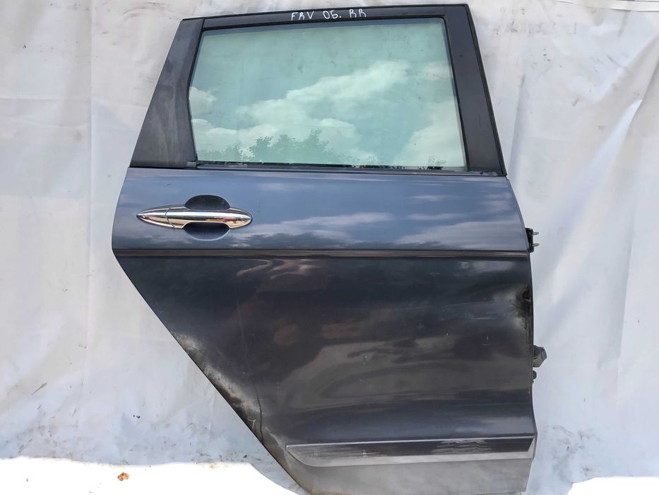 Задна дясна врата Honda Fr-V 2006г