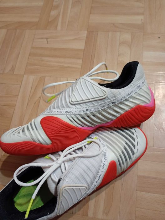 Маратонки за фехтовка Найк