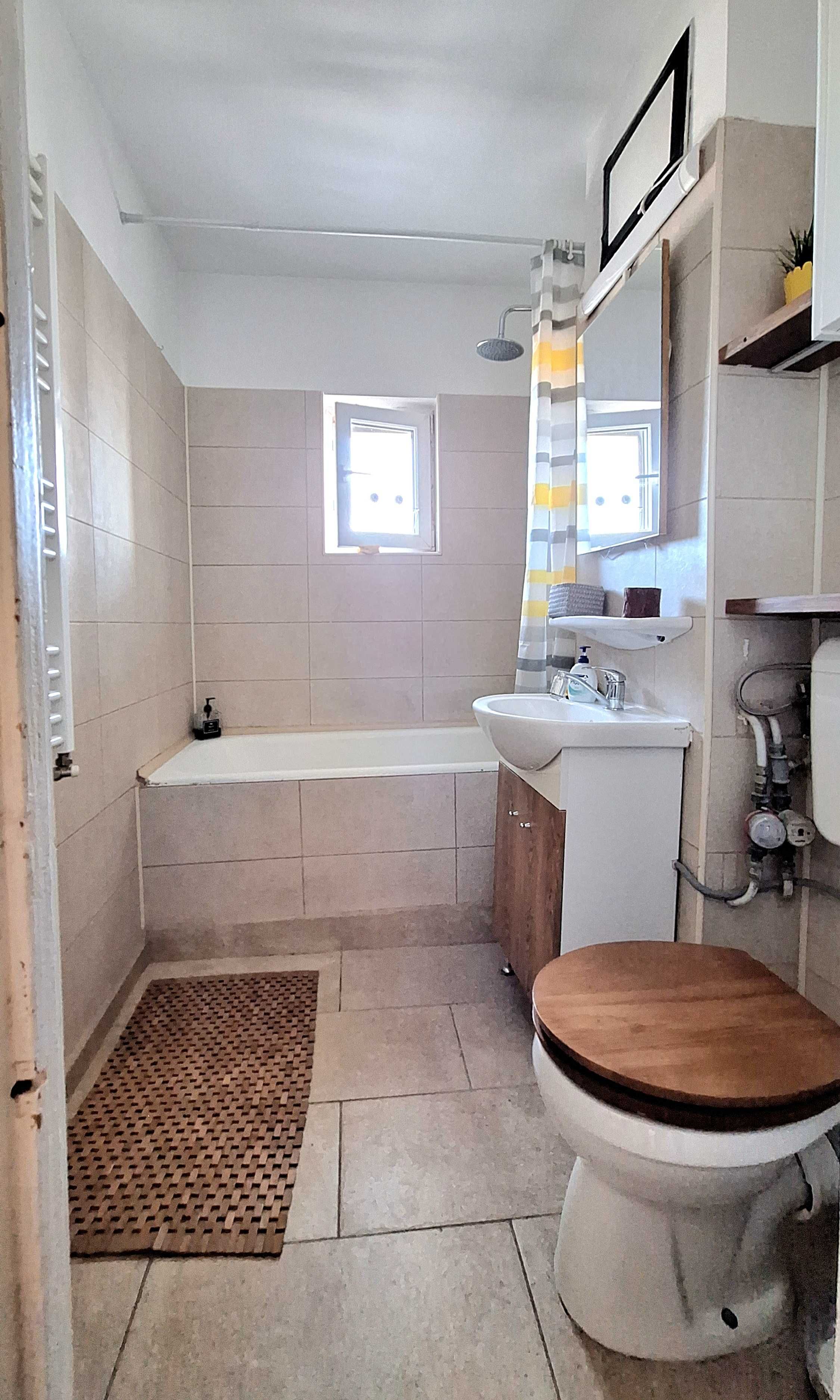 Apartament luminos în zona Titulescu - Primăria Sectorului 1