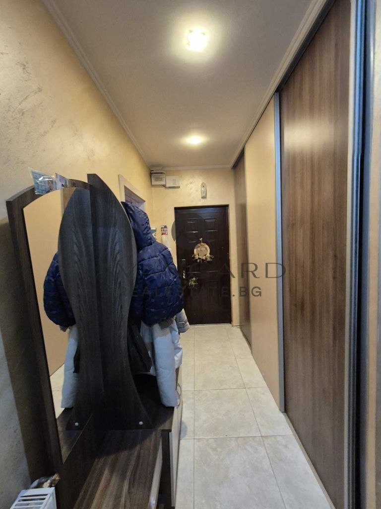 Продава се Тристаен апартамент в Пловдив, Тракия - 61 кв.м за 1804 €/кв.м - Снимка #13