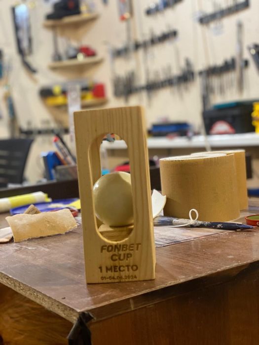 Плотник мастер по дереву