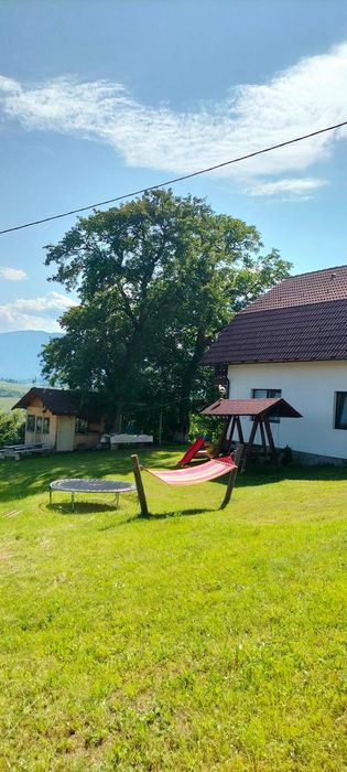 Cabana de închiriere