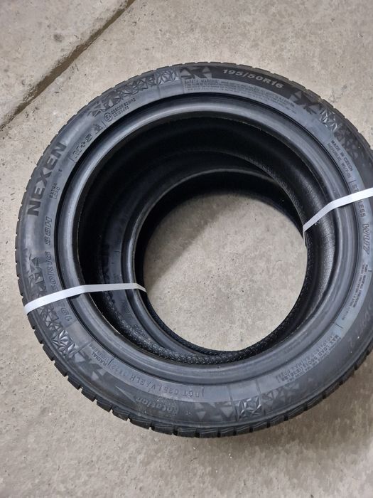 Vand cauciucuri de iarna marca nexen