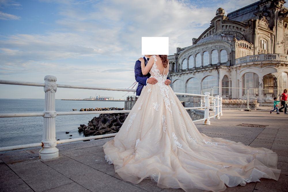 Vând rochie de mireasa Milla Nova Merion + voal + 2 crinoline