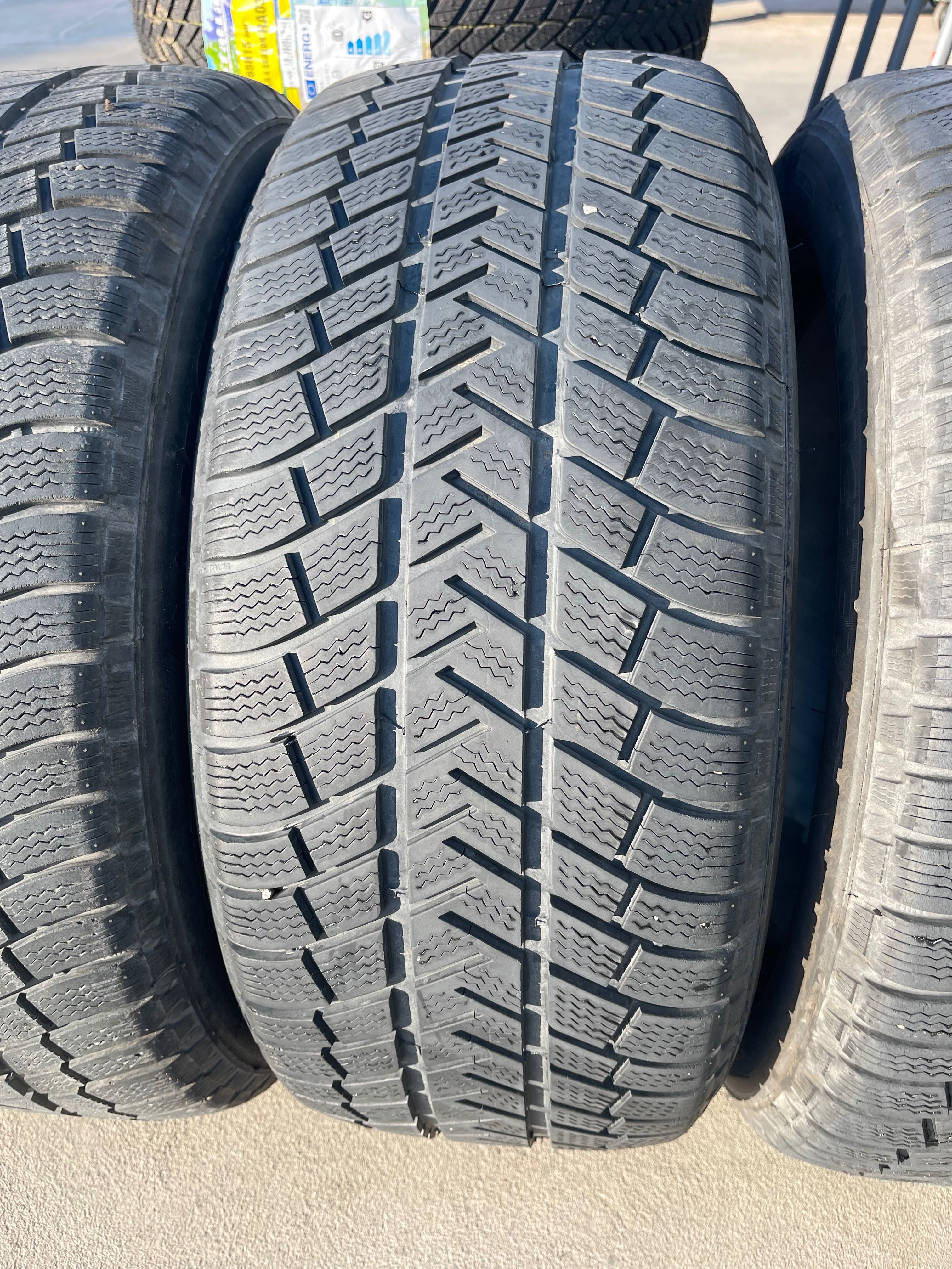 255/55 R18 Michelin