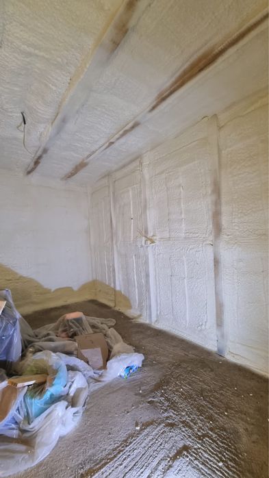 Termoizolatie cu Spuma Poliuretanica