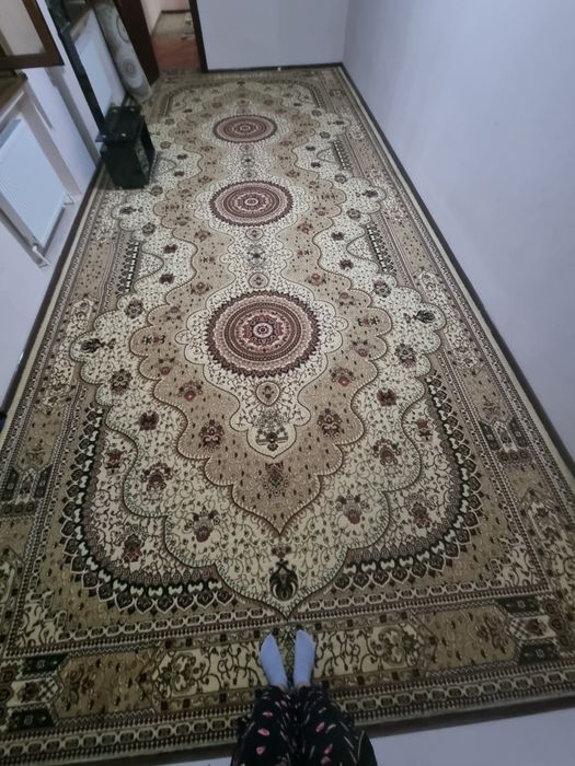 Qolin sotiladi Tez va arzon