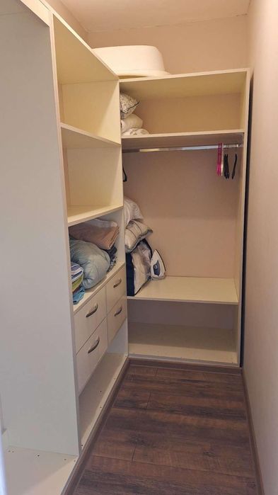 Дава се под наем Двустаен апартамент в Варна, Цветен квартал - 68 кв.м за 650 € - Снимка #12