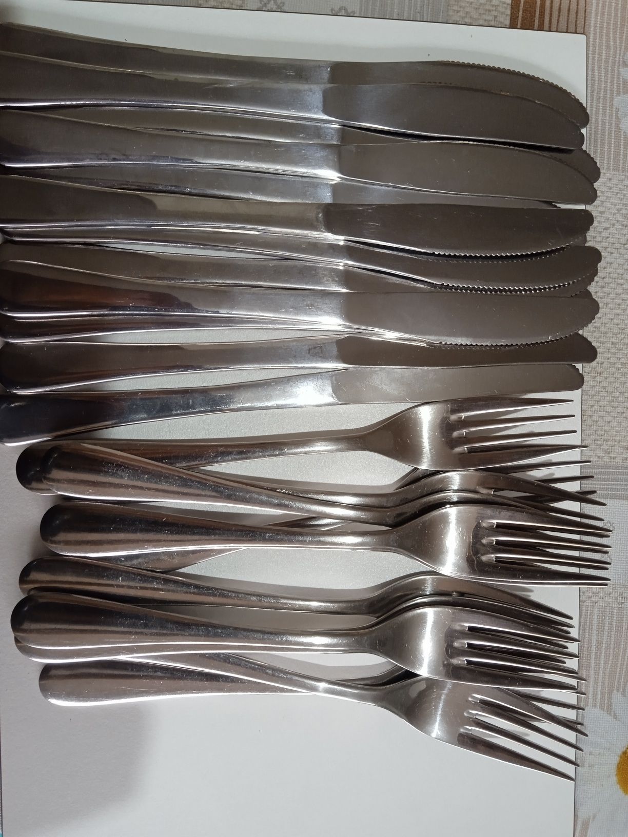 Tacâmuri 12 furculițe + 12 cuțite