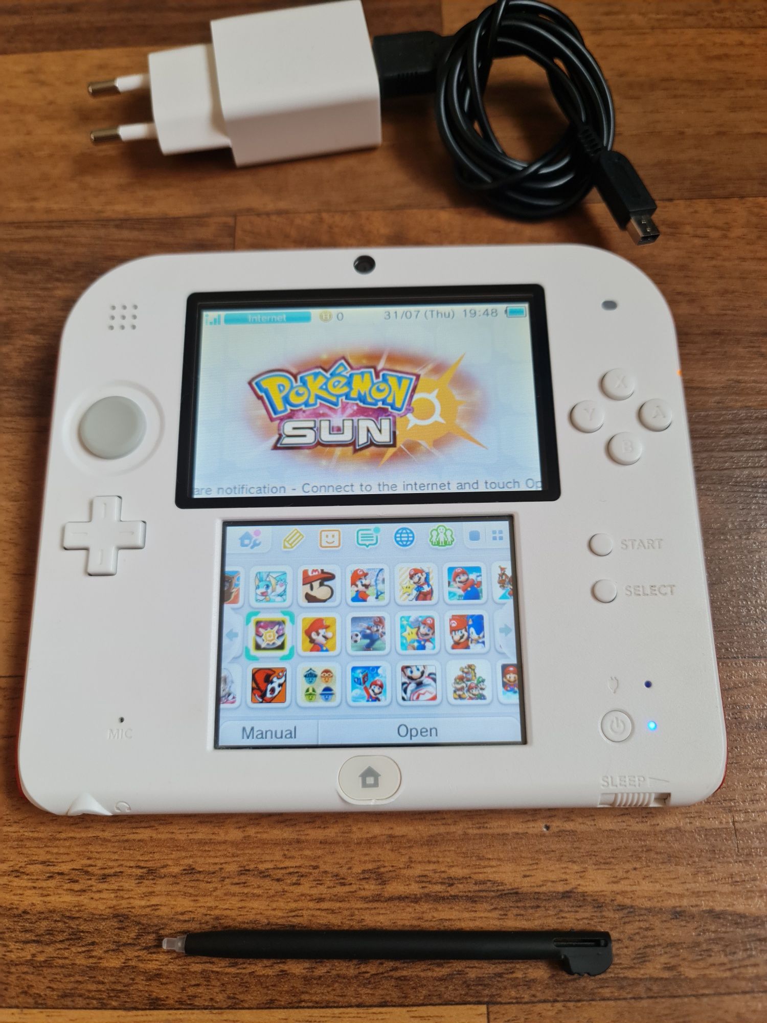 Jucarie Nintendo 2ds + 50 jocuri perfect functional(mario,zelda,pokemo