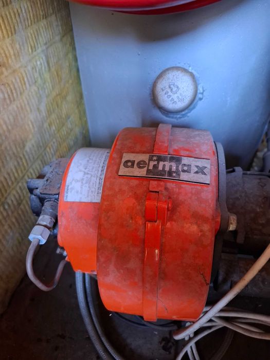 Котел на нафта с горелка