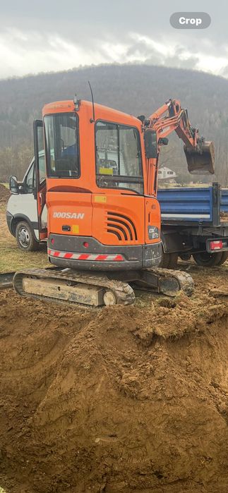 Escavator Doosan DX27z.