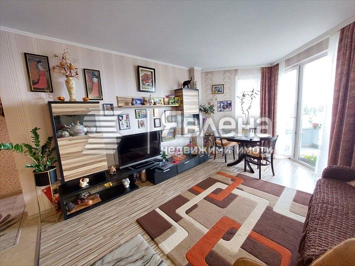 Продава се Двустаен апартамент в Несебър - 68 кв.м за 1559 €/кв.м - Снимка #2