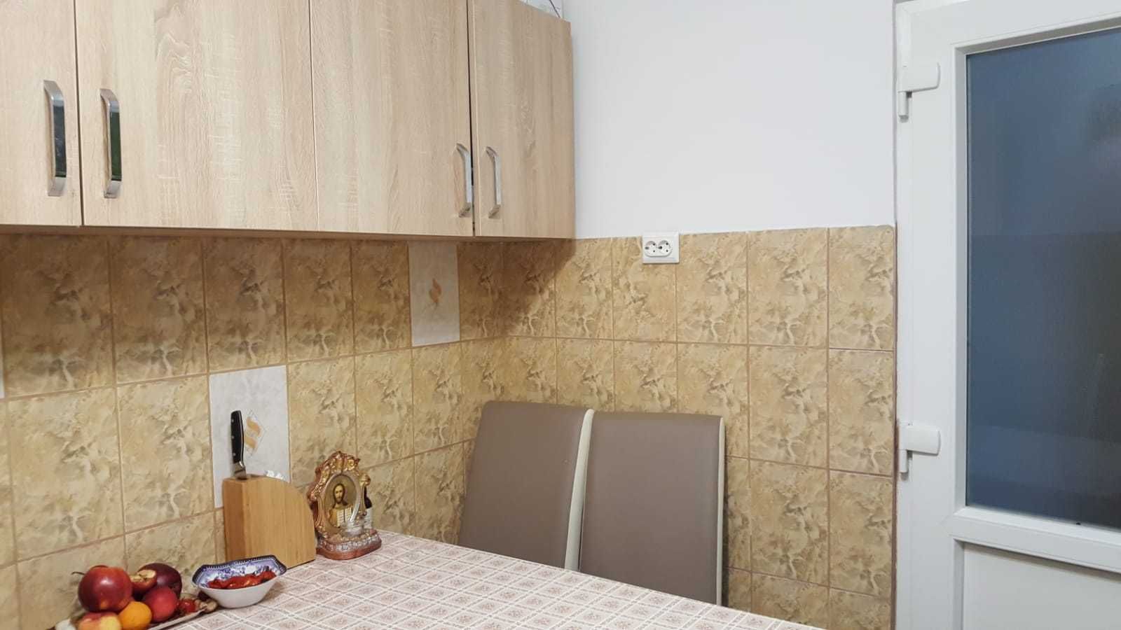 Apartament cu 3 camere Baile Herculane