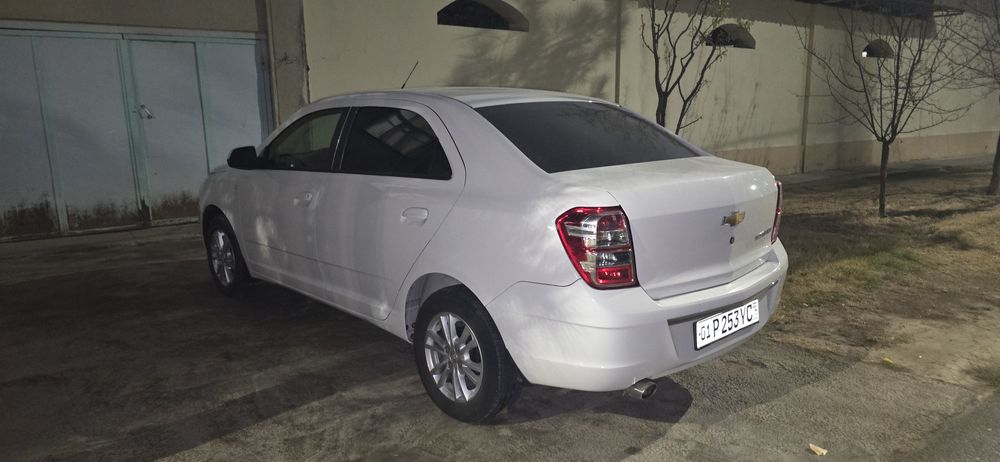 Кобалт 2024 срочни сотилади