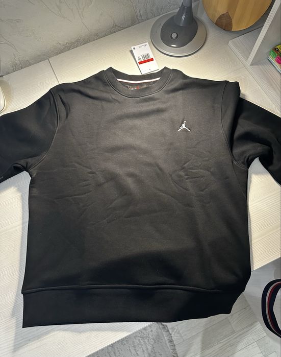 Свитшот Джордан черный
