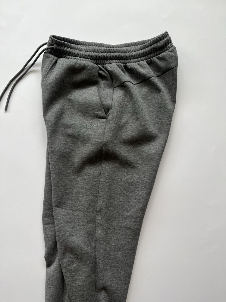 Hugo Boss : Hadiko X Joggers - XS/S Оригинал