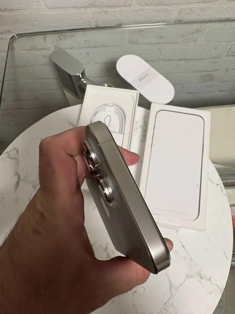 Iphone 16 pro max KREDIT