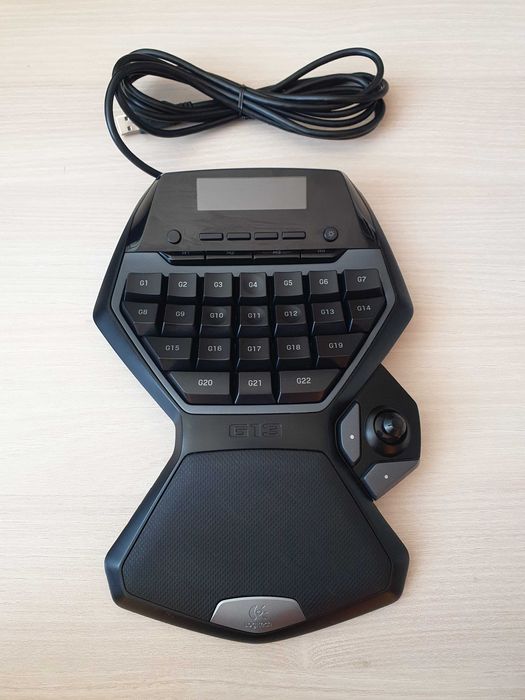 Logitech G13 Advanced Gameboard