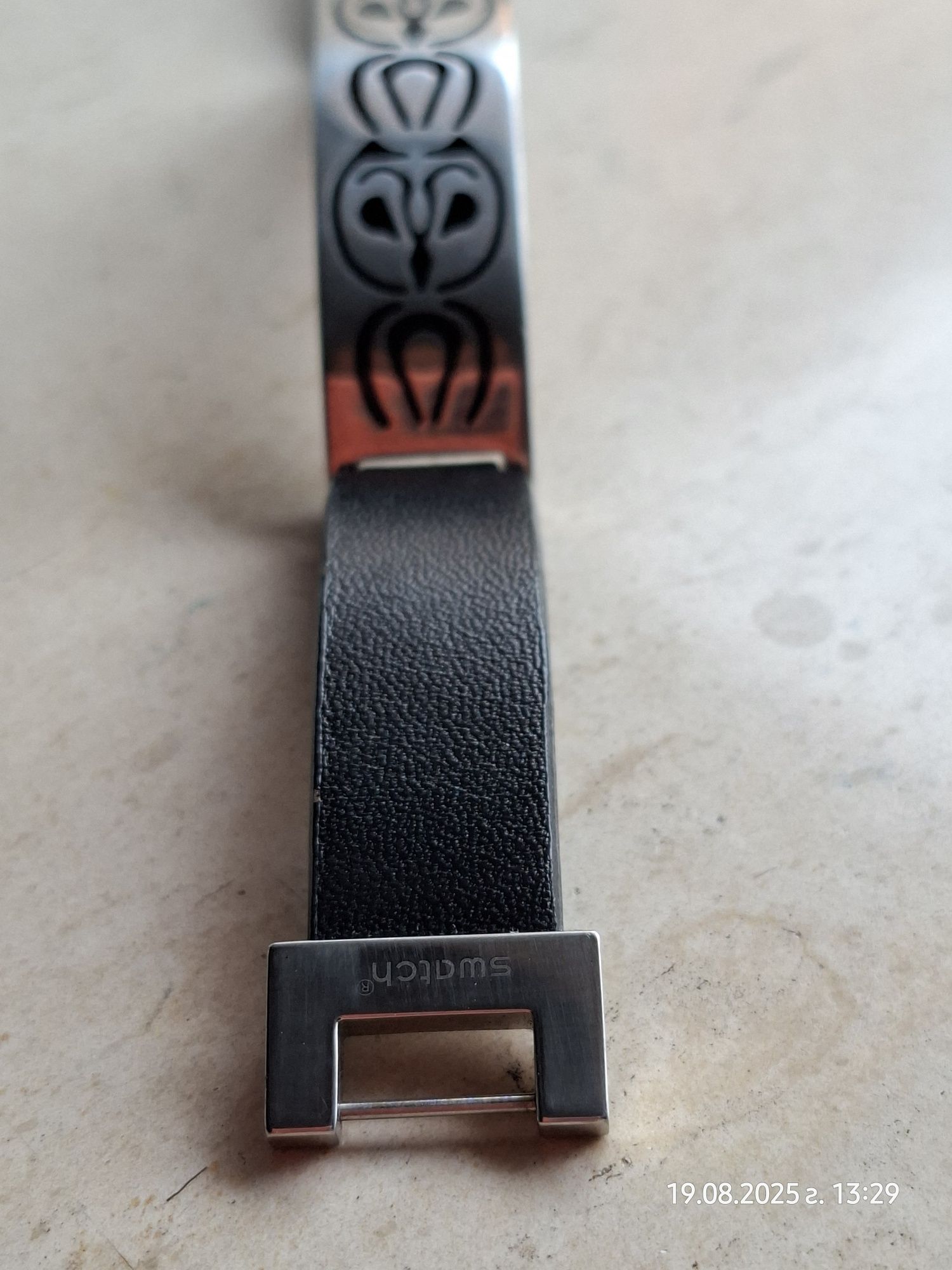 Swatch Часовник и гривна