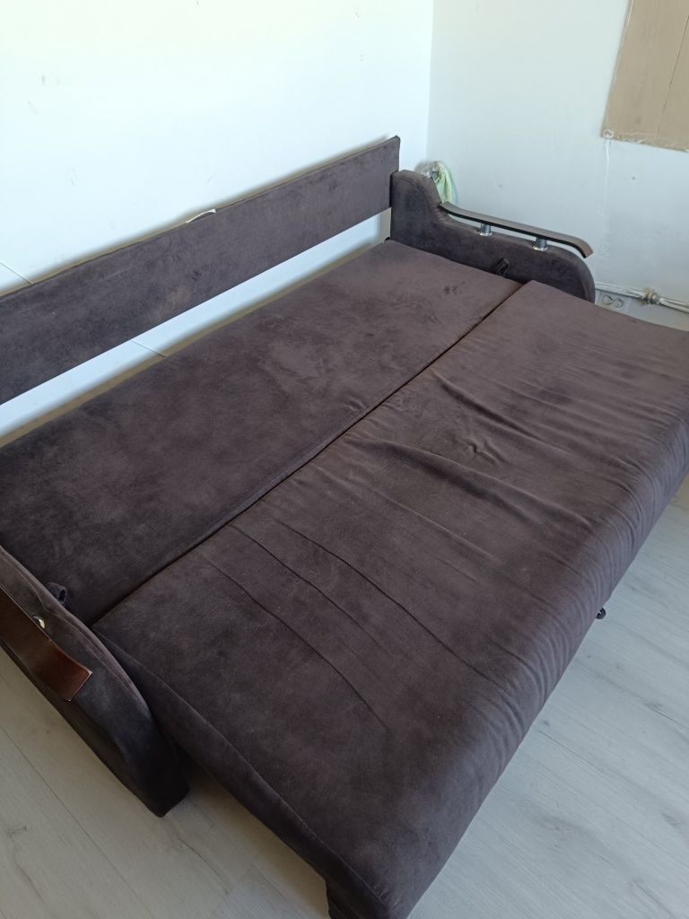 Canapea extensibila