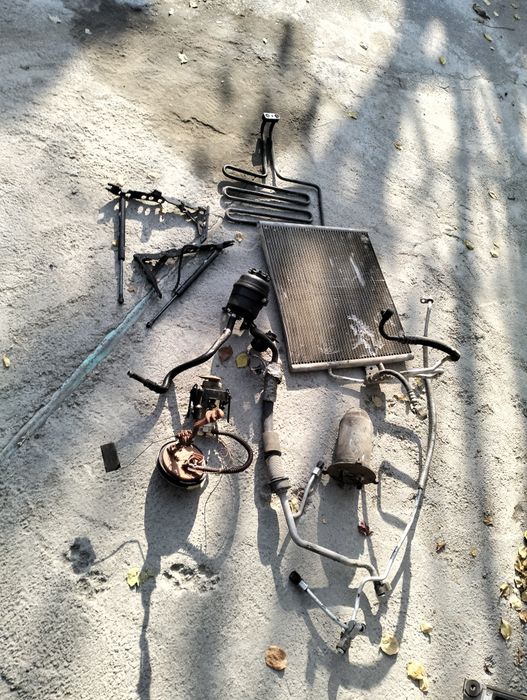 Продается БМВ е 39 по запчастям