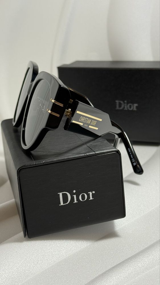 Дамски слънчеви очила Christian Dior