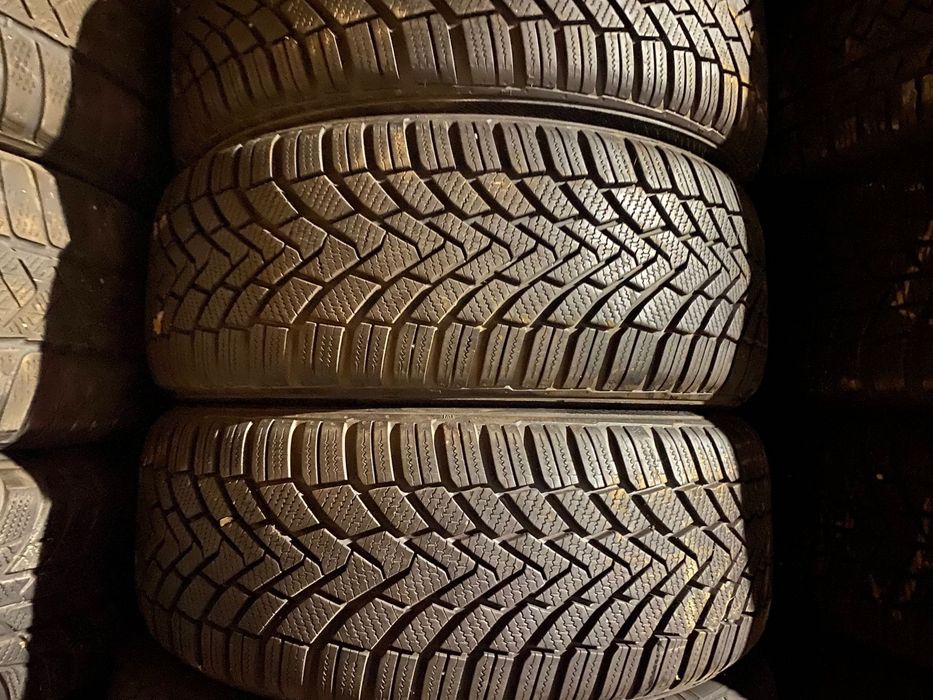 Anvelope/Cauciucuri de iarma 205/50/16 Continental