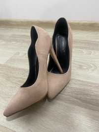 Pantofi stiletto marimea 36